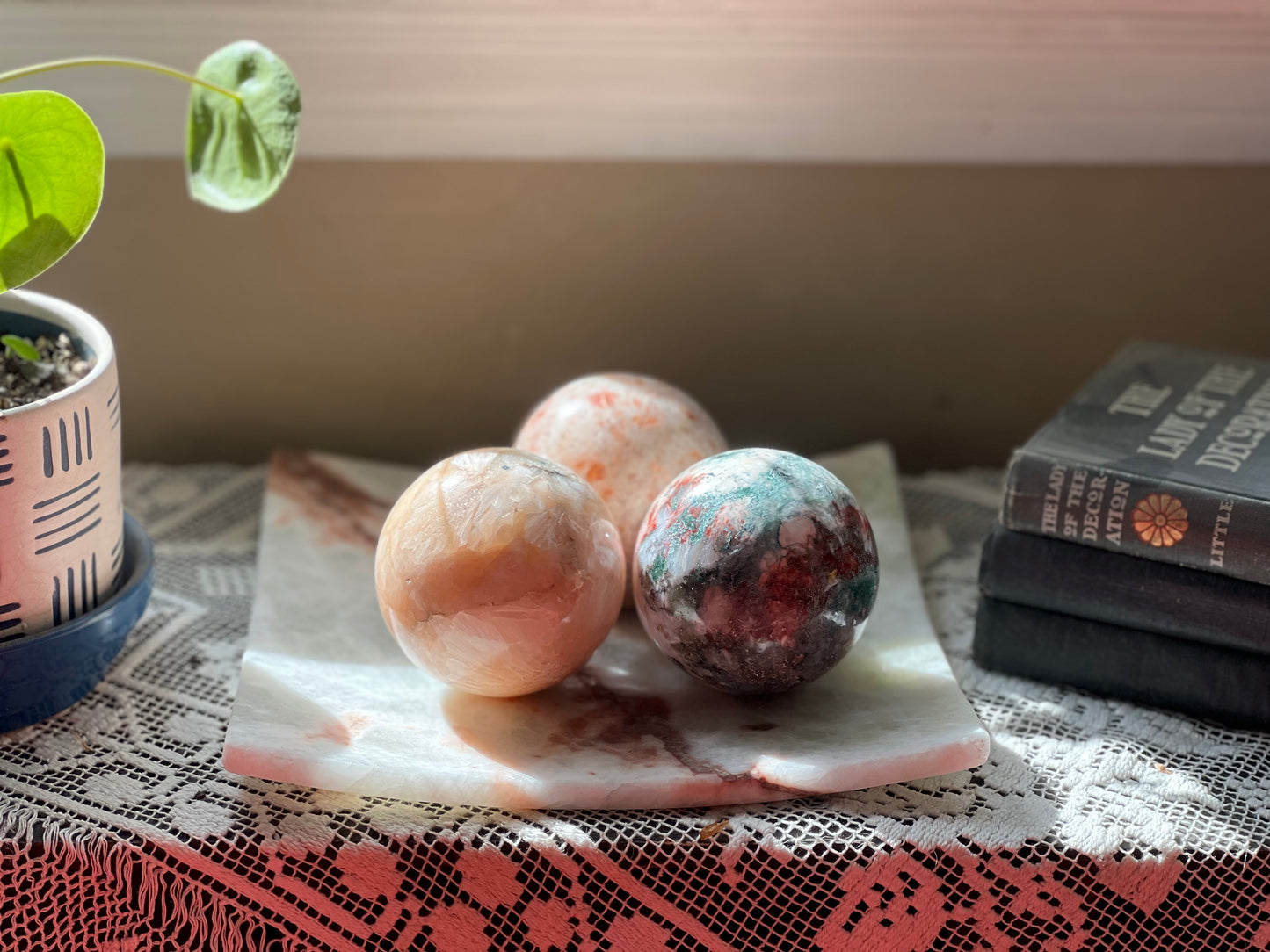 Onyx & Sphere Centerpiece